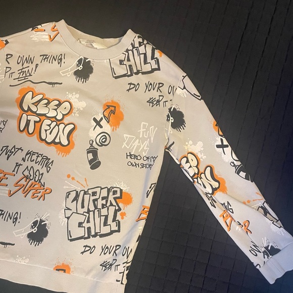 Bundle of 2 boy H&M sweatshirts - Picture 3 of 6